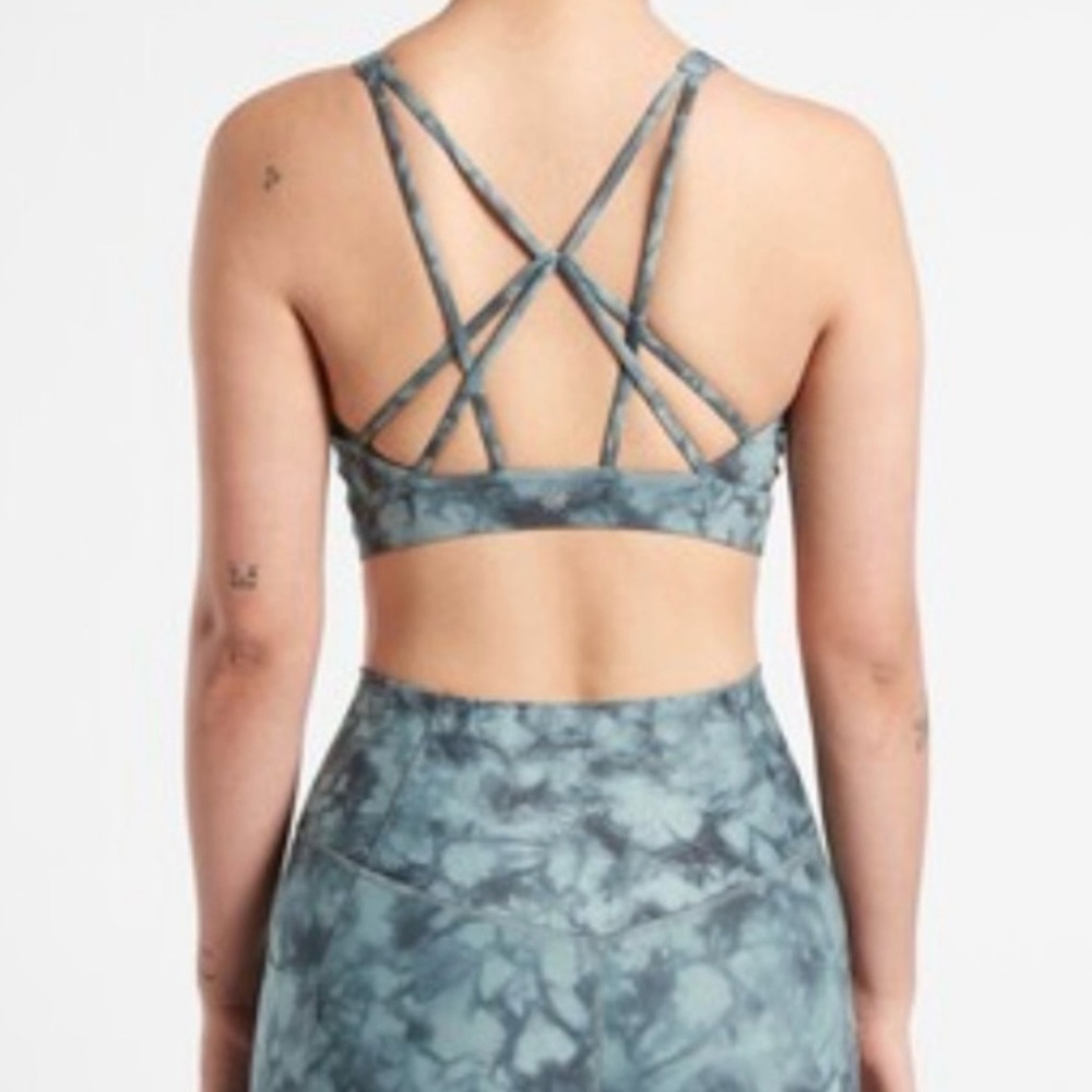 Athleta Solace Printed Sports Bra D-DD